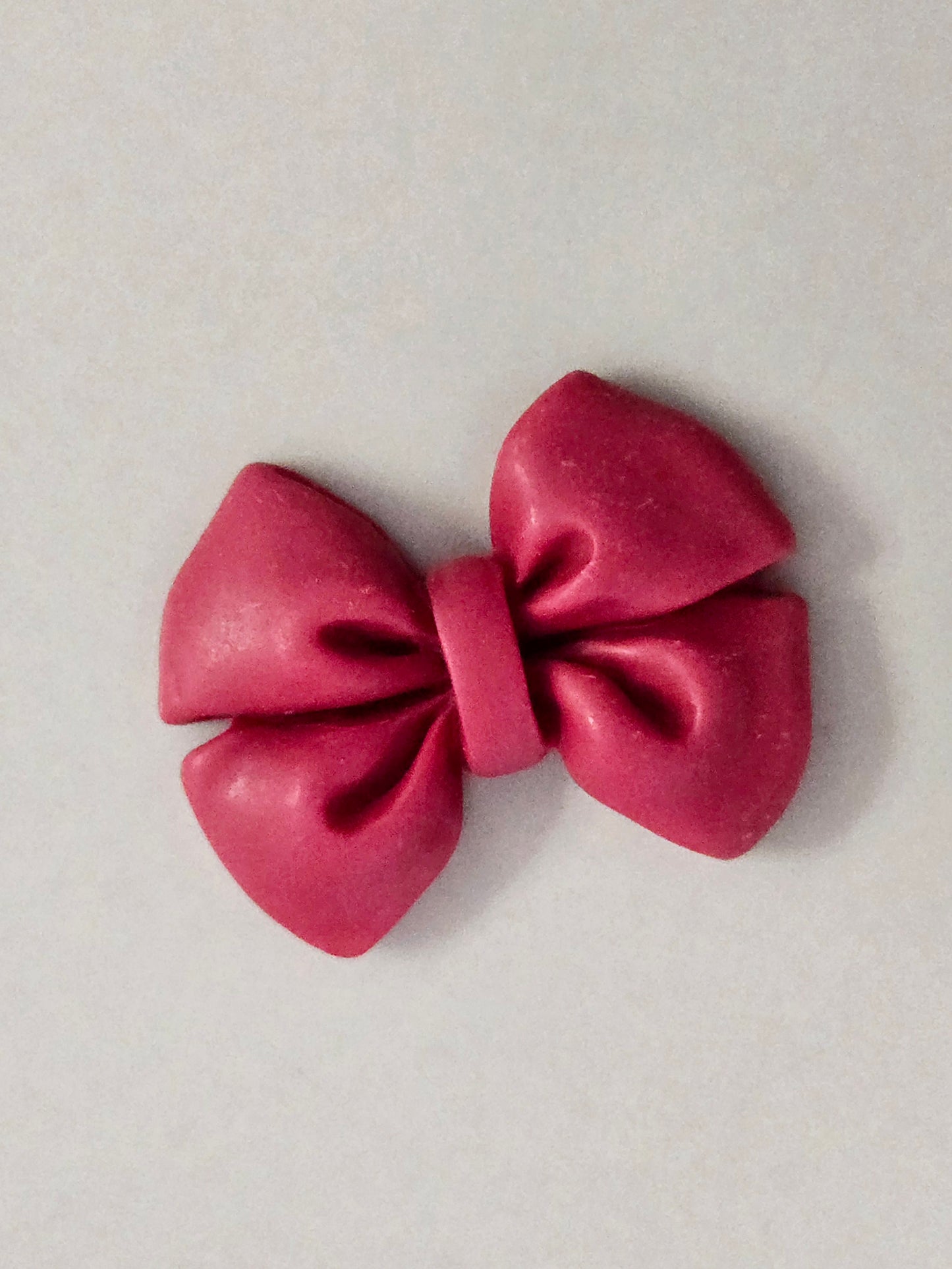 Bow red, Acrylic